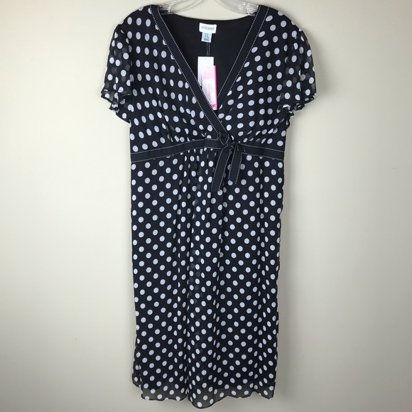 Motherhood Maternity Dresses & Skirts - Motherhood Maternity polka-dotted dress - NWT!